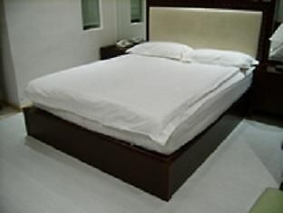 Binyuan Hotel Шанхай Екстериор снимка